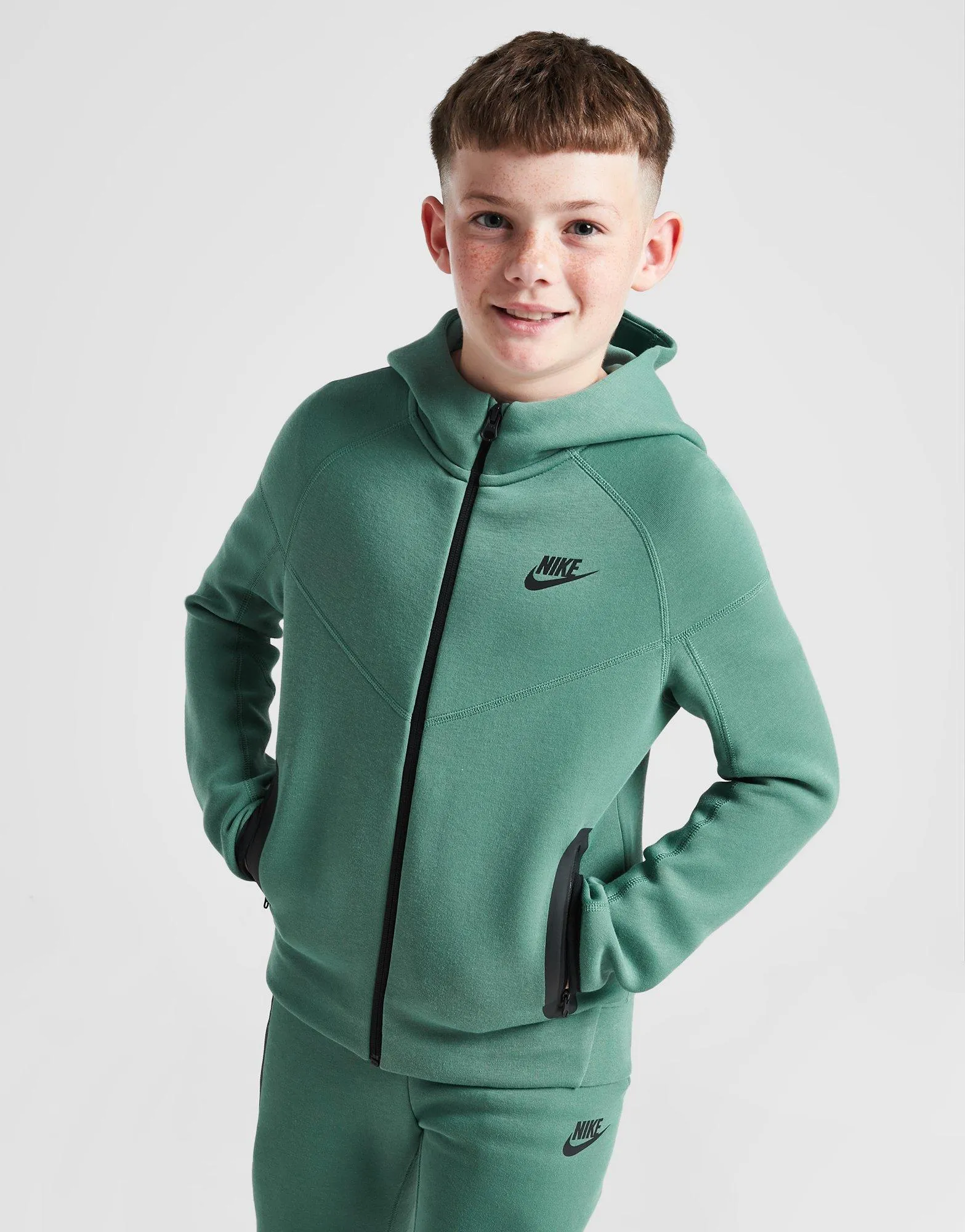 Black Nike Tech Fleece Hoodie Junior's - JD Sports 