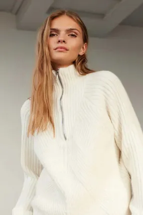 Sweater - Off White